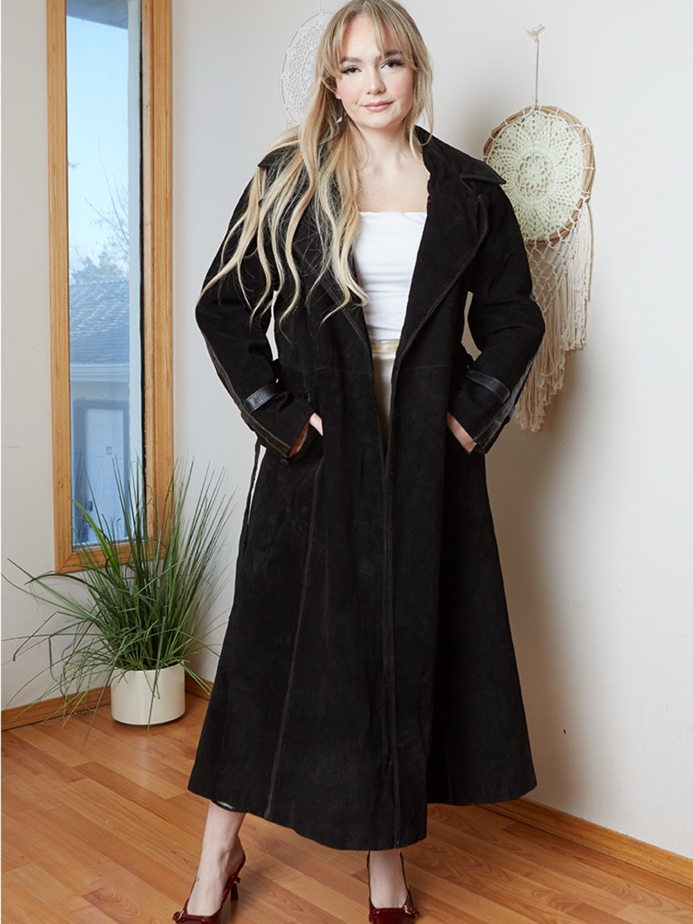 Vintage 70s  Montreal Leather Garment Women’s Black Long Suede Coat M